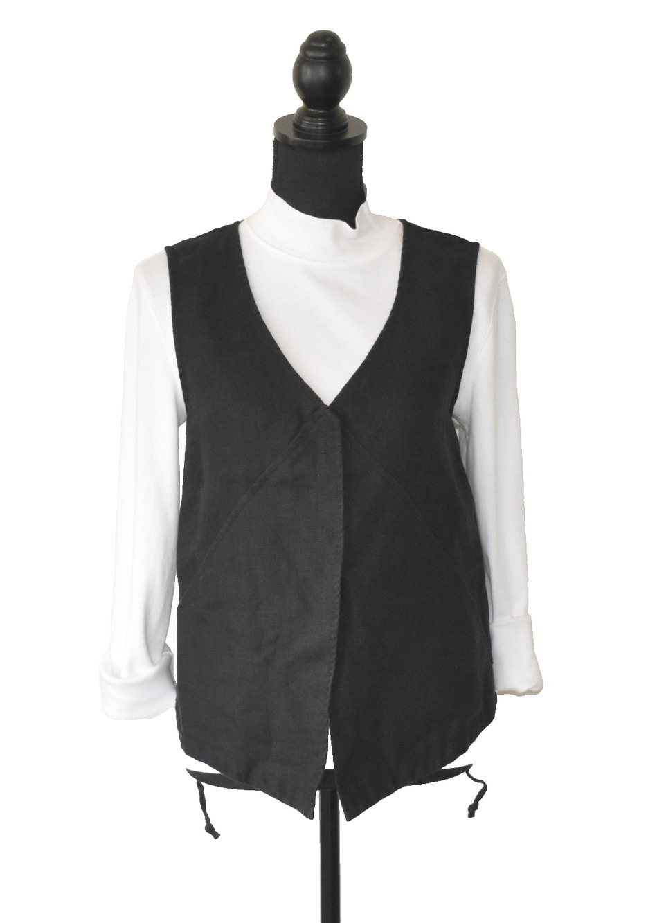 A5 Auth EILEEN FISHER Black Linen Snap Front Drawstring Hem V Neck Vest Size M
